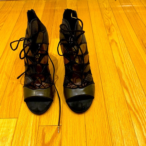 Shoes - Picture 1 of 5